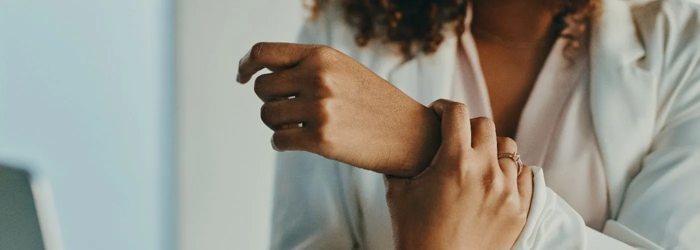 Carpal Tunnel Syndrome Causes, Symptoms, and How to Overcome It