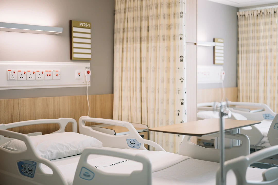 Peel_Wing_Two_bedded_Ward_1